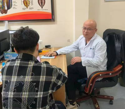 拉萨市|男科医师高朋磊：守护男性健康，专业男科诊疗